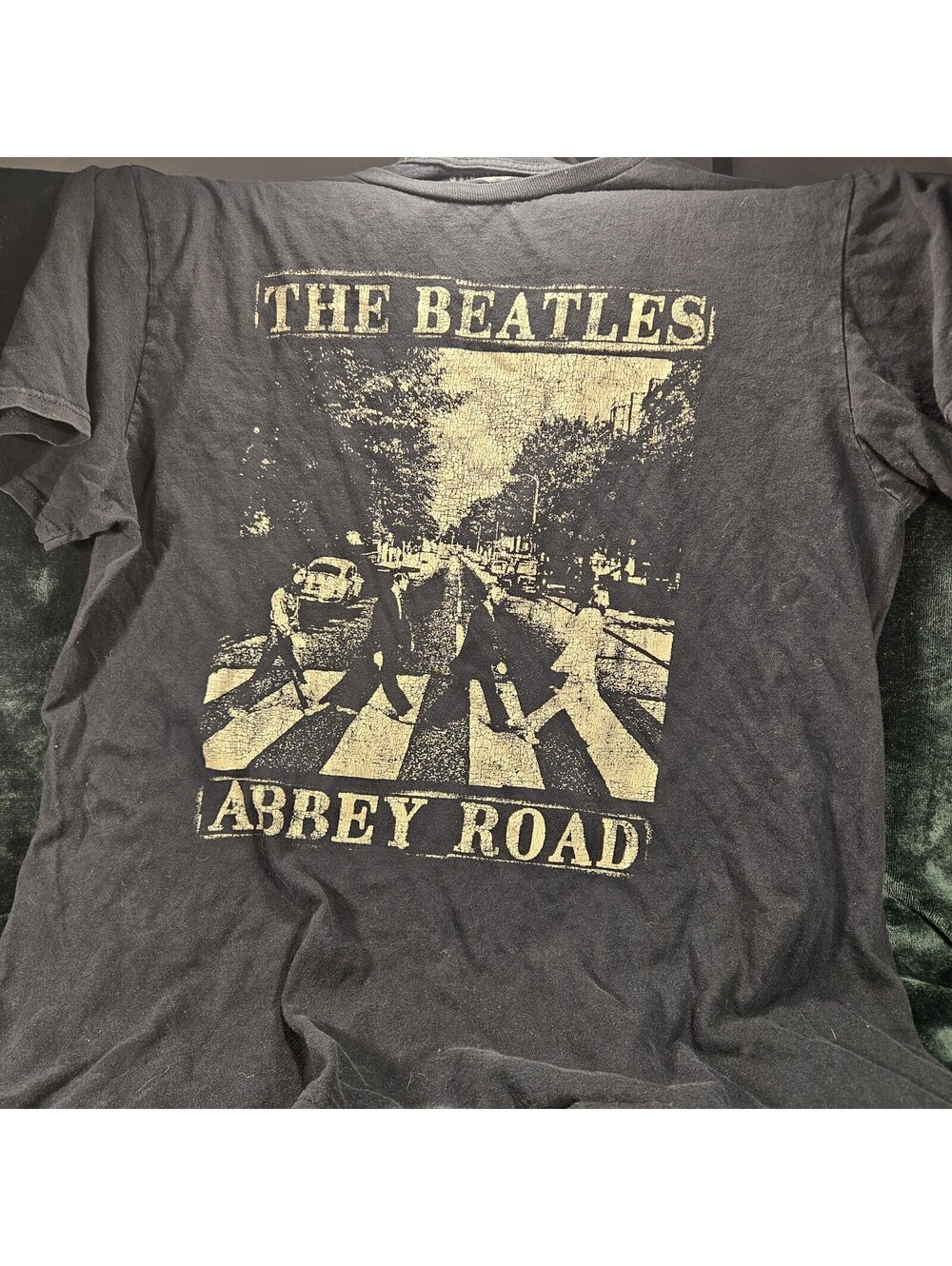 Rare 2018 Apple Official The Beatles Abbey Road Album Promo Shirt Size LARGE